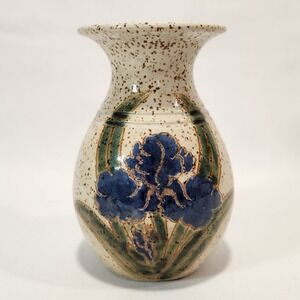 Handmade Pottery‎ Iris Vase Speckled Ceramic Beige Signed AI 5"